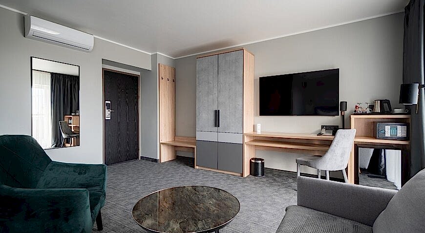 SUPERIOR  номер с балконом, вид на парк